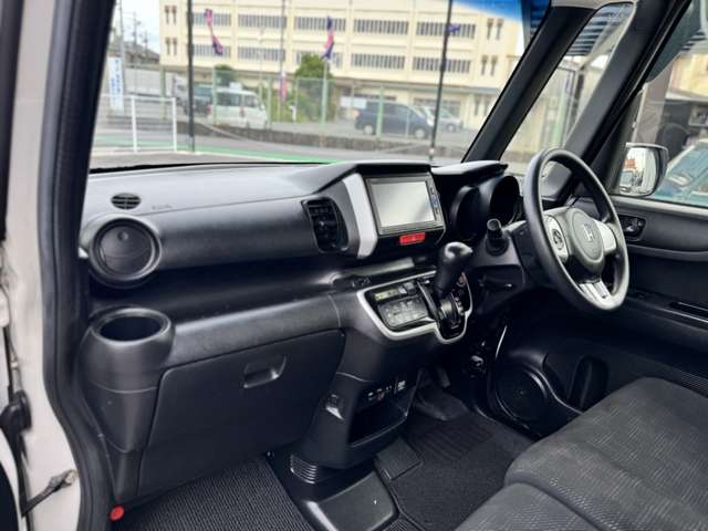 ホンダ Ｎ　ＢＯＸ ６６０ Ｇ Ｌパッケージ H28年 (近畿) 99