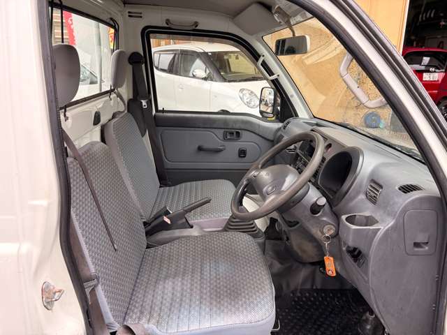 ダイハツ ハイゼットトラック ６６０ ハイルーフ ３方開 ４ＷＤ H23年 (中国) 99