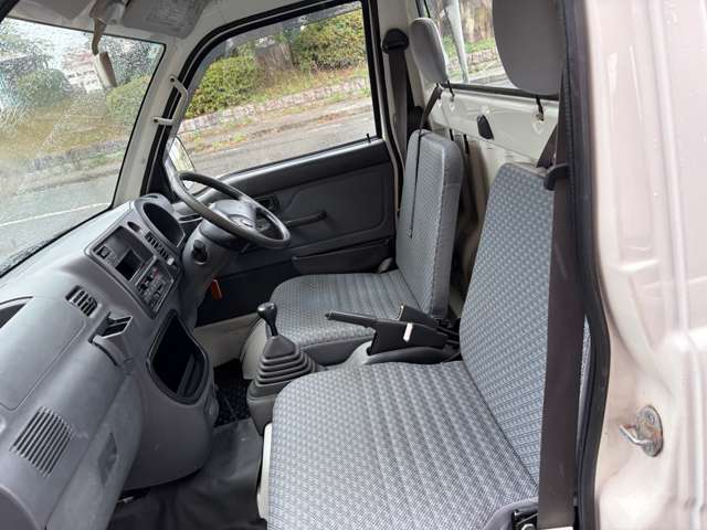 ダイハツ ハイゼットトラック ６６０ ハイルーフ ３方開 ４ＷＤ H23年 (中国) 99