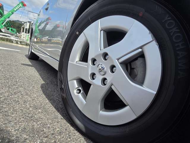 トヨタ プリウス １．８ Ｓ H23年 (中国) 99