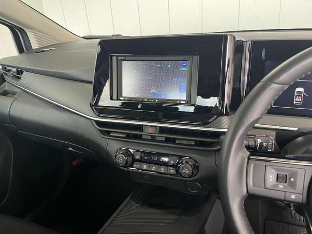 日産 ノート １．２ Ｓ ＦＯＵＲ ４ＷＤ R3年 () 99