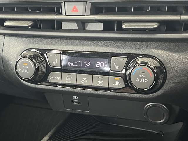 日産 ノート １．２ Ｓ ＦＯＵＲ ４ＷＤ R3年 () 99
