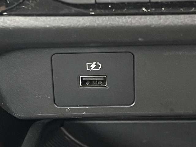 日産 ノート １．２ Ｓ ＦＯＵＲ ４ＷＤ R3年 () 99