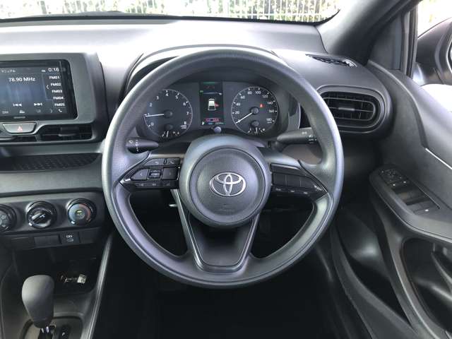 トヨタ ヤリス １．０ Ｘ R6年 () 99