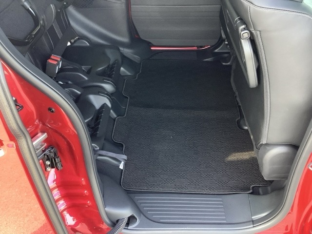 ホンダ Ｎ　ＢＯＸ カスタム ６６０ ターボ コーディネートスタイル ２トーン R7年 (近畿) 99