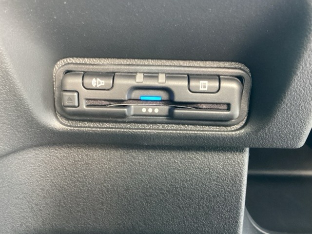 ホンダ Ｎ　ＢＯＸ カスタム ６６０ コーディネートスタイル ２トーン R7年 (近畿) 99