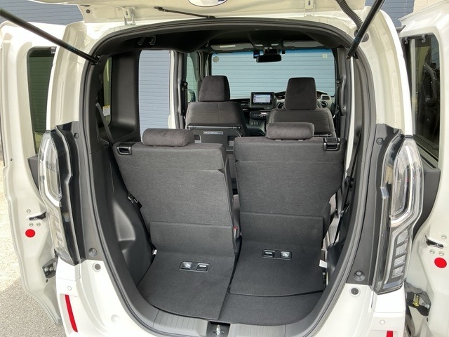 ホンダ Ｎ　ＢＯＸ カスタム ６６０ Ｌ R4年 (近畿) 99