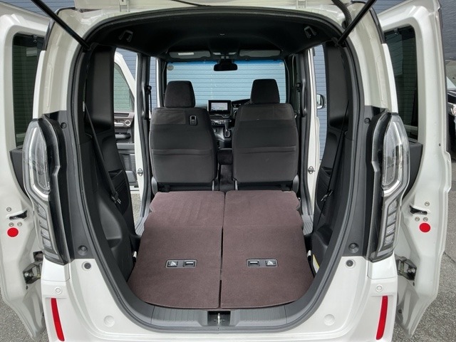 ホンダ Ｎ　ＢＯＸ カスタム ６６０ Ｇ Ｌ ホンダセンシング R1年 (近畿) 99