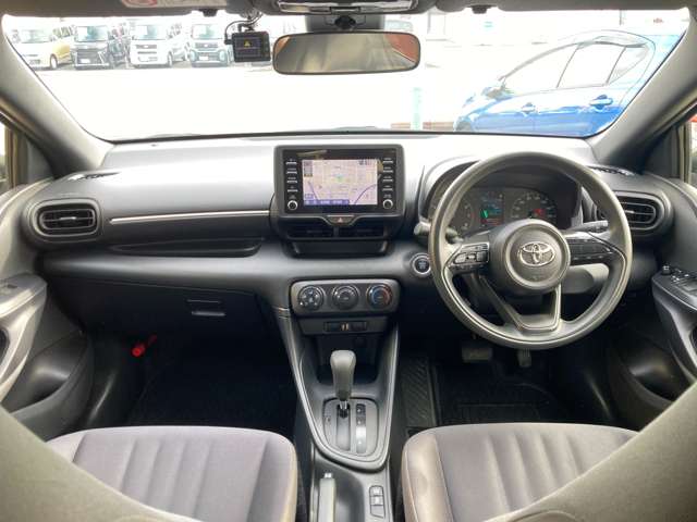 トヨタ ヤリス １．０ Ｘ R3年 (東海) 99