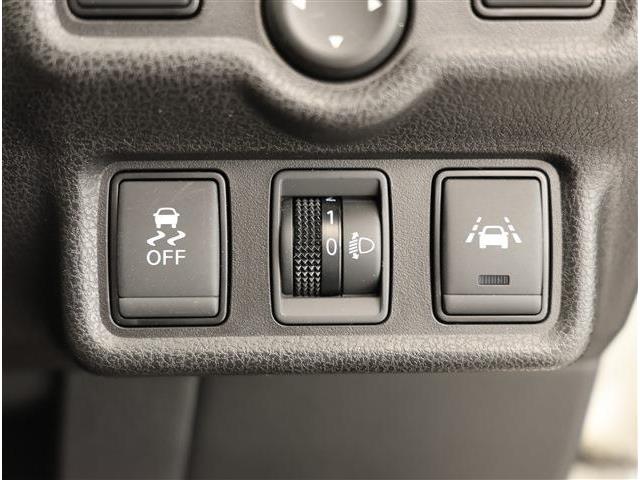 日産 ノート １．２ Ｘ H29年 () 99