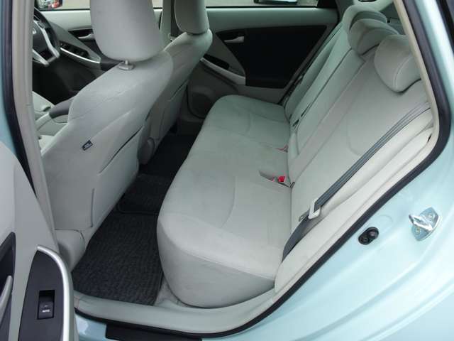 トヨタ プリウス １．８ Ｓ H21年 () 99