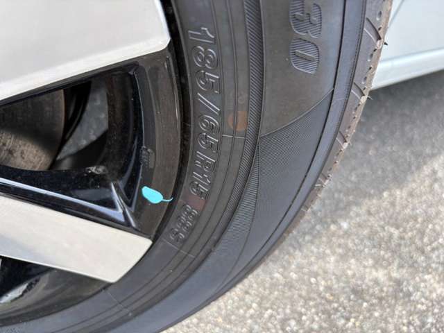 ホンダ フリード　ハイブリッド １．５ Ｅ：ＨＥＶ エアー ＥＸ R8年 (近畿) 99