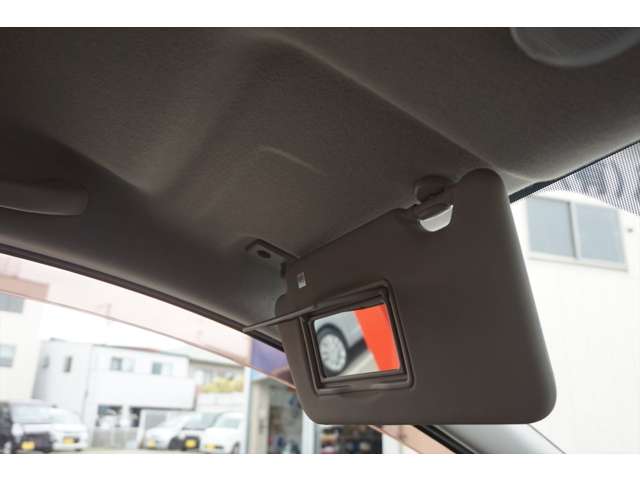 日産 ノート １．２ Ｅ－ＰＯＷＥＲ メダリスト H28年 (東海) 99
