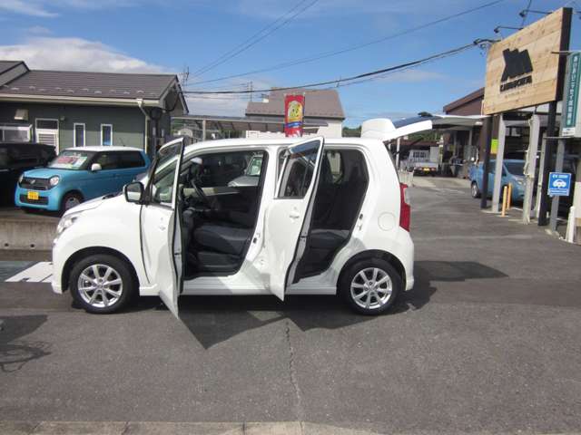 スズキ ワゴンＲ ６６０ ＦＸ リミテッド ４ＷＤ H25年 () 99