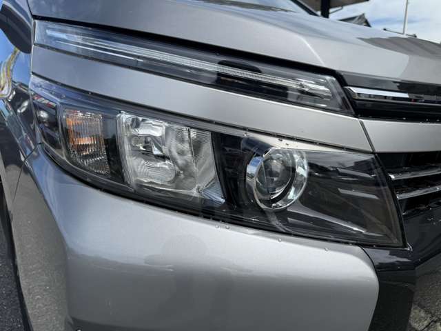 トヨタ ヴォクシー ２．０ ＺＳ 煌 ４ＷＤ H29年 () 99
