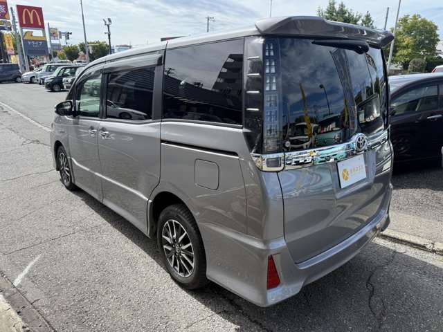 トヨタ ヴォクシー ２．０ ＺＳ 煌 ４ＷＤ H29年 () 99