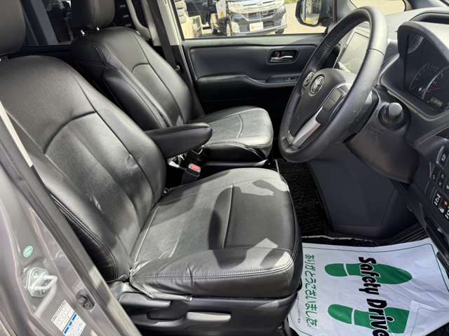 トヨタ ヴォクシー ２．０ ＺＳ 煌 ４ＷＤ H29年 () 99