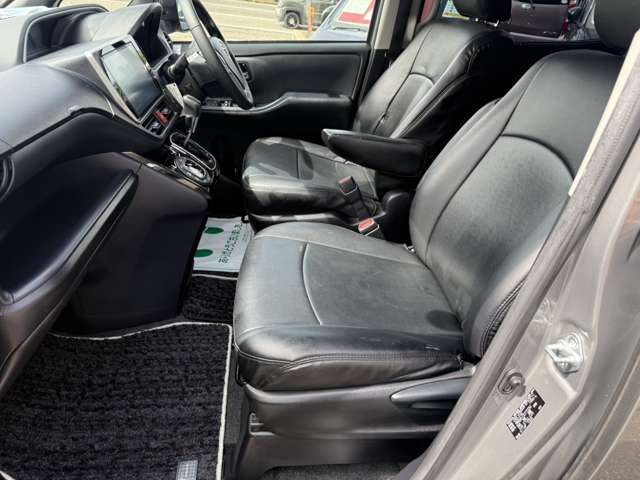 トヨタ ヴォクシー ２．０ ＺＳ 煌 ４ＷＤ H29年 () 99