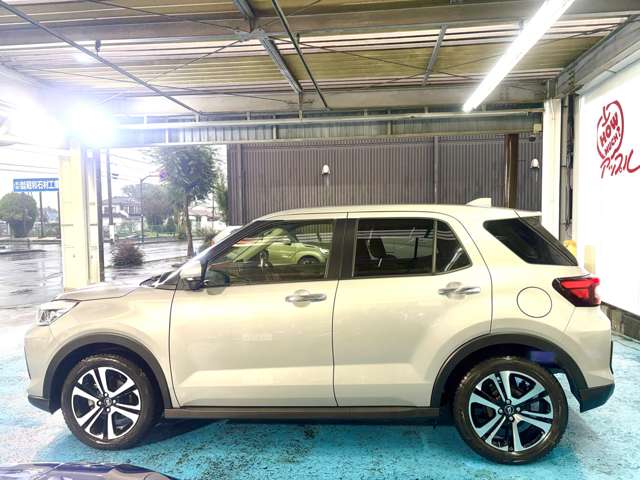 ダイハツ ロッキー １．０ プレミアム Ｇ ４ＷＤ R4年 () 99
