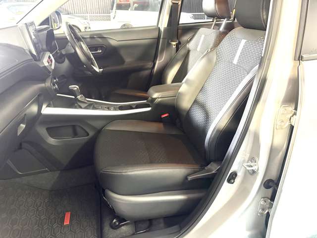 ダイハツ ロッキー １．０ プレミアム Ｇ ４ＷＤ R4年 () 99