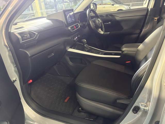 ダイハツ ロッキー １．０ プレミアム Ｇ ４ＷＤ R4年 () 99