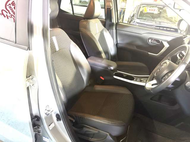 ダイハツ ロッキー １．０ プレミアム Ｇ ４ＷＤ R4年 () 99