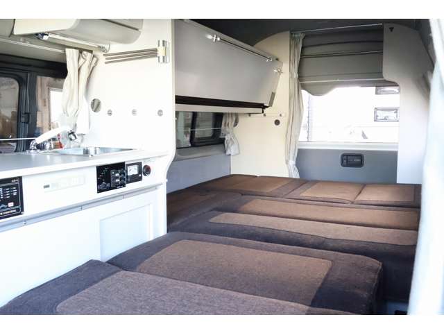 トヨタ レジアスエースバン キャンピングカーナッツＲＶラデッシュ４ＷＤ H27年 (東北) 99