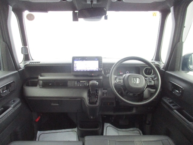 ホンダ Ｎ　ＢＯＸ カスタム ６６０ ターボ コーディネートスタイル ２トーン ４ＷＤ R5年 (関東) 99