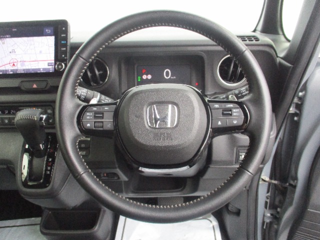 ホンダ Ｎ　ＢＯＸ カスタム ６６０ ターボ コーディネートスタイル ２トーン ４ＷＤ R5年 (関東) 99