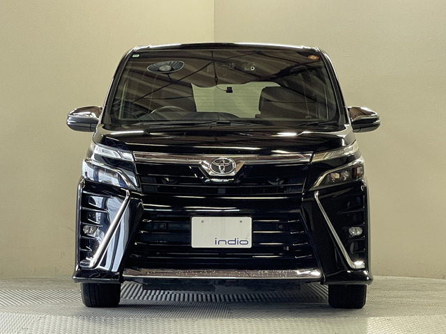 トヨタ ヴォクシー ２．０ ＺＳ 煌ＩＩＩ R2年 () 99