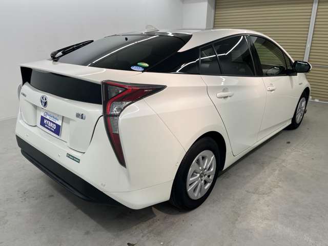 トヨタ プリウス １．８ Ｓ セーフティ プラス H29年 () 99