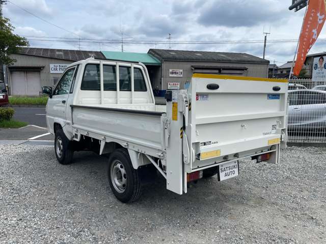 トヨタ タウンエーストラック １．８ ＤＸ シングルジャストロー スチールデッキ 三方開 ４ＷＤ H15年 (近畿) 99