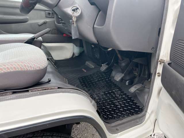 トヨタ タウンエーストラック １．８ ＤＸ シングルジャストロー スチールデッキ 三方開 ４ＷＤ H15年 (近畿) 99