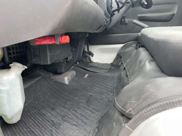 トヨタ タウンエーストラック １．８ ＤＸ シングルジャストロー スチールデッキ 三方開 ４ＷＤ H15年 (近畿) 99