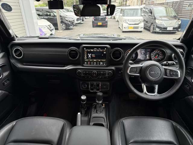 ジープ ラングラー　アンリミテッド アンリミテッド サハラ ２．０Ｌ ４ＷＤ R5年 () 99