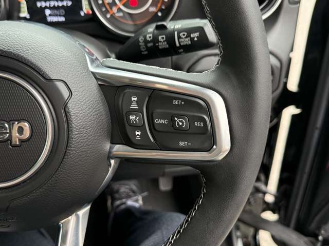 ジープ ラングラー　アンリミテッド アンリミテッド サハラ ２．０Ｌ ４ＷＤ R5年 () 99