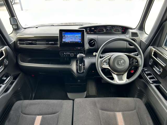 ホンダ Ｎ　ＢＯＸ カスタム ６６０ Ｇ Ｌ ホンダセンシング R1年 (近畿) 99