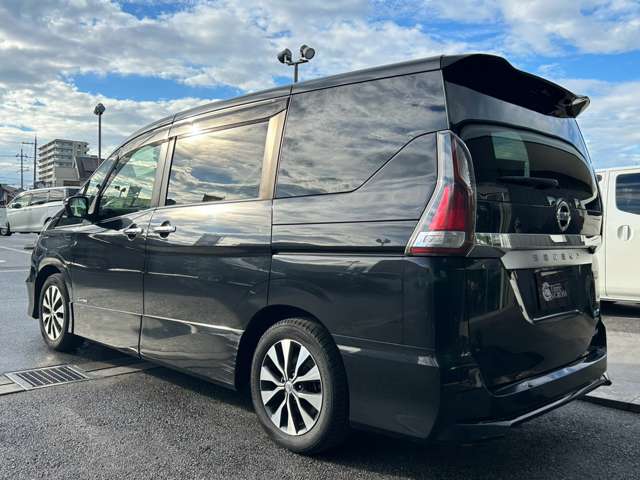 日産 セレナ ２．０ ハイウェイスター Ｖセレクション H29年 (近畿) 99