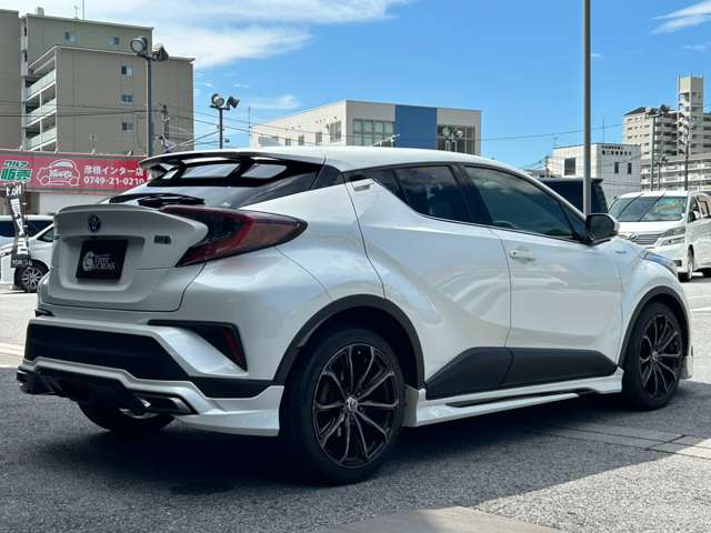 トヨタ Ｃ−ＨＲ ハイブリッド １．８ Ｇ H29年 (近畿) 99