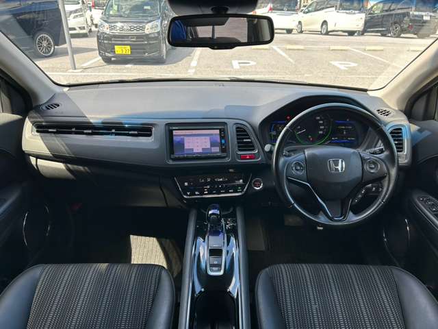 ホンダ ヴェゼル １．５ ハイブリッド H28年 (近畿) 99