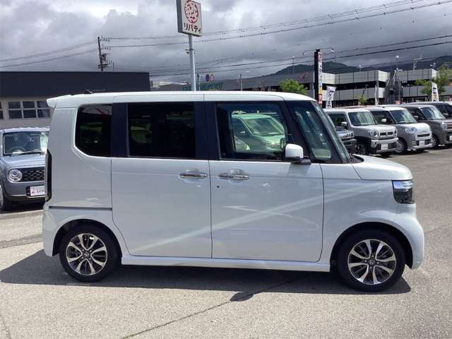 ホンダ Ｎ　ＢＯＸ カスタム ６６０ R6年 (四国) 99