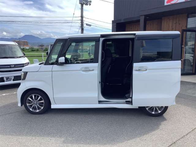 ホンダ Ｎ　ＢＯＸ カスタム ６６０ Ｌ R3年 (四国) 99