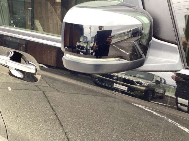 ホンダ Ｎ　ＢＯＸ カスタム ６６０ Ｌ R5年 (四国) 99