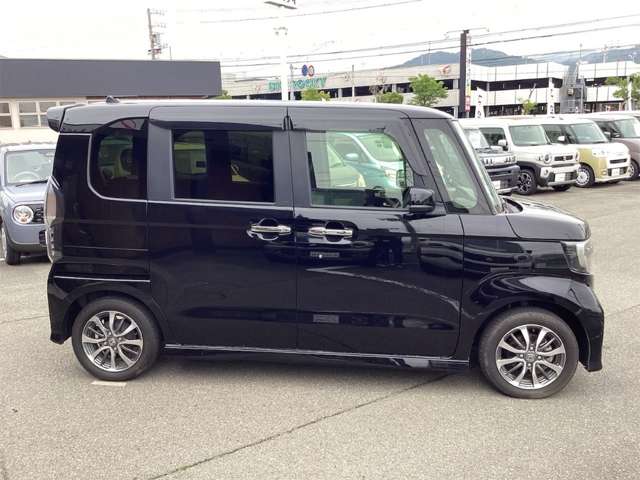 ホンダ Ｎ　ＢＯＸ カスタム ６６０ Ｌ R5年 (四国) 99