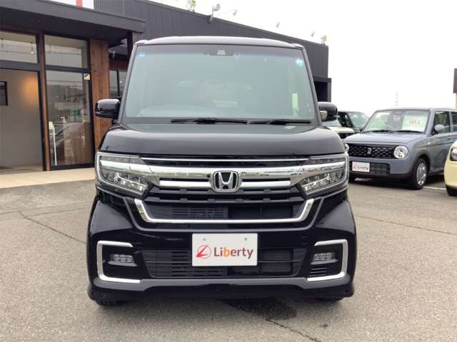 ホンダ Ｎ　ＢＯＸ カスタム ６６０ Ｌ R4年 (四国) 99