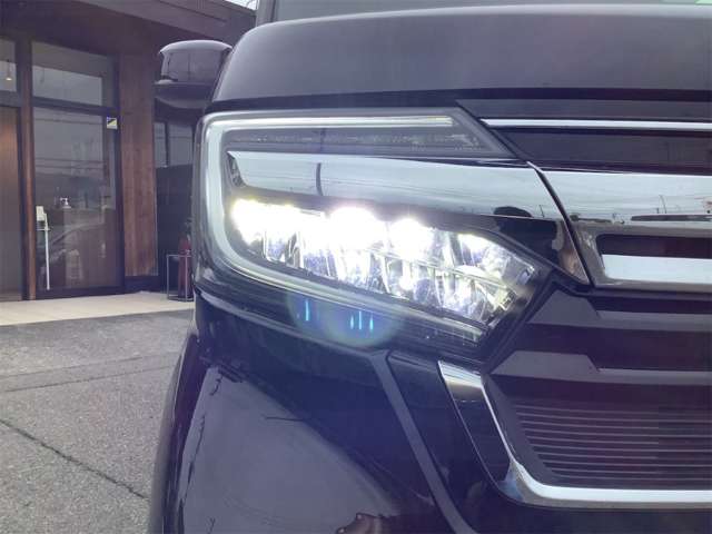 ホンダ Ｎ　ＢＯＸ カスタム ６６０ Ｌ R4年 (四国) 99