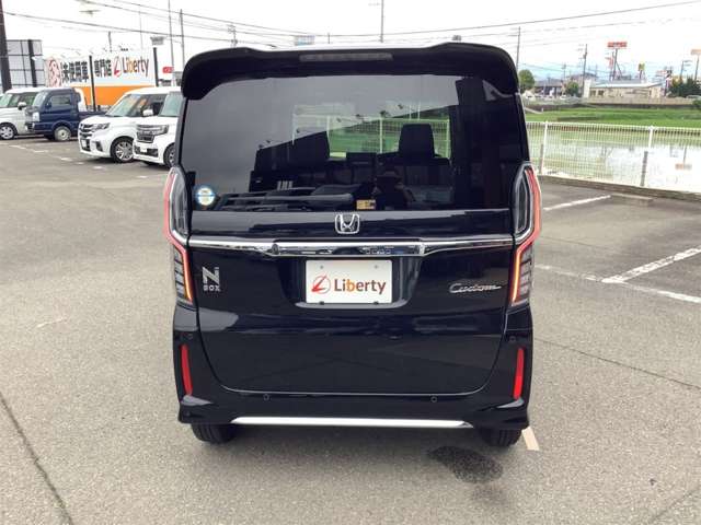 ホンダ Ｎ　ＢＯＸ カスタム ６６０ Ｌ R4年 (四国) 99
