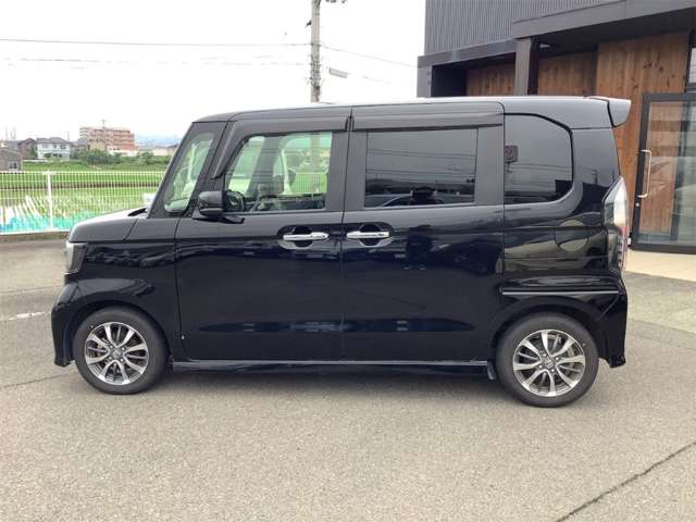 ホンダ Ｎ　ＢＯＸ カスタム ６６０ Ｌ R4年 (四国) 99