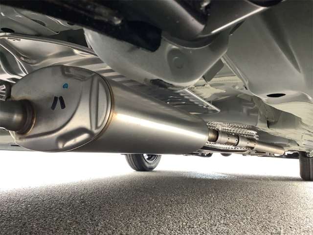 ホンダ Ｎ　ＢＯＸ カスタム ６６０ R8年 (四国) 99