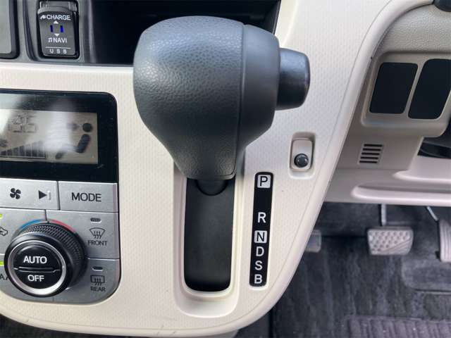 ダイハツ ムーヴ ６６０ Ｘ リミテッドＩＩ ＳＡＩＩＩ R4年 (東海) 99